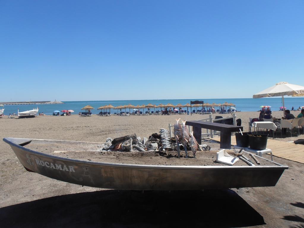 מאלגה City Center Next To The Beach 2 Bedrooms Apartment מראה חיצוני תמונה